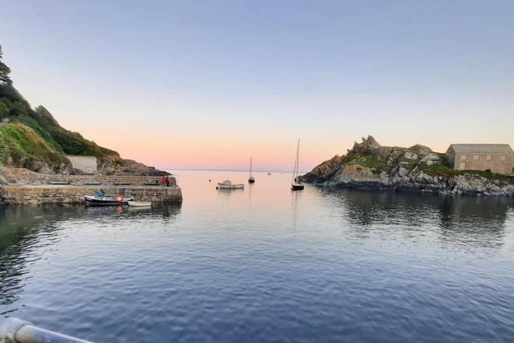 Bijou Coastal Apartment In Polperro With Hot Tub Onsite Parking Downhill Walk To Village ภายนอก รูปภาพ