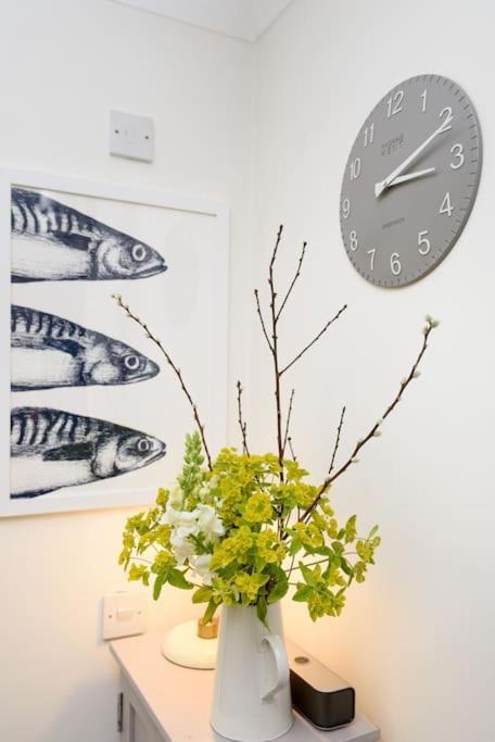 Bijou Coastal Apartment In Polperro With Hot Tub Onsite Parking Downhill Walk To Village ภายนอก รูปภาพ
