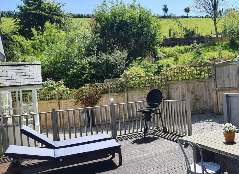 Bijou Coastal Apartment In Polperro With Hot Tub Onsite Parking Downhill Walk To Village ภายนอก รูปภาพ